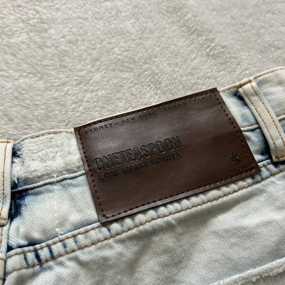 One Teaspoon BONITA LOW WAIST DENIM SHORT - Picture 3 of 11